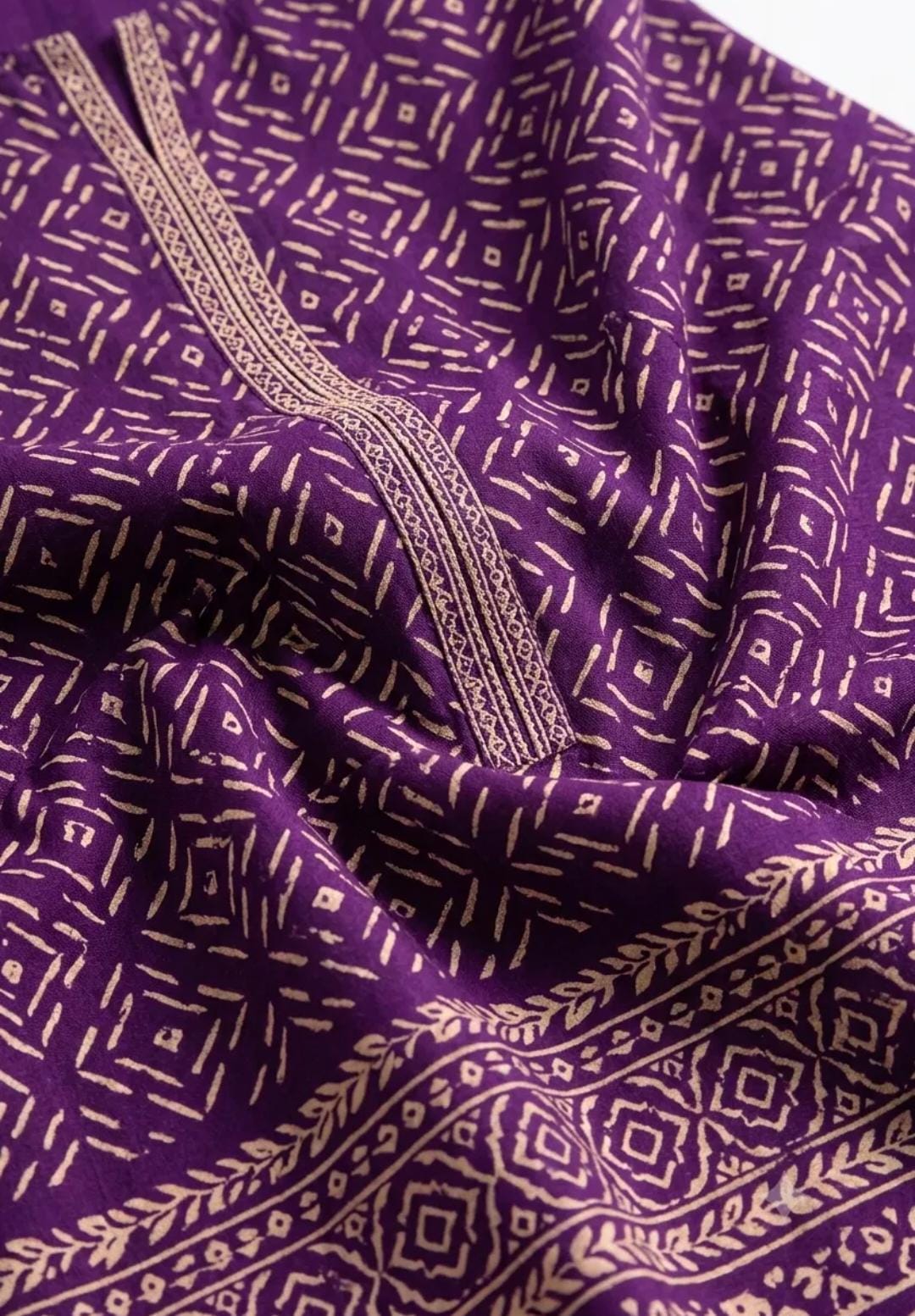 Purple Bandhani Diamond Print Suit - 3Pc